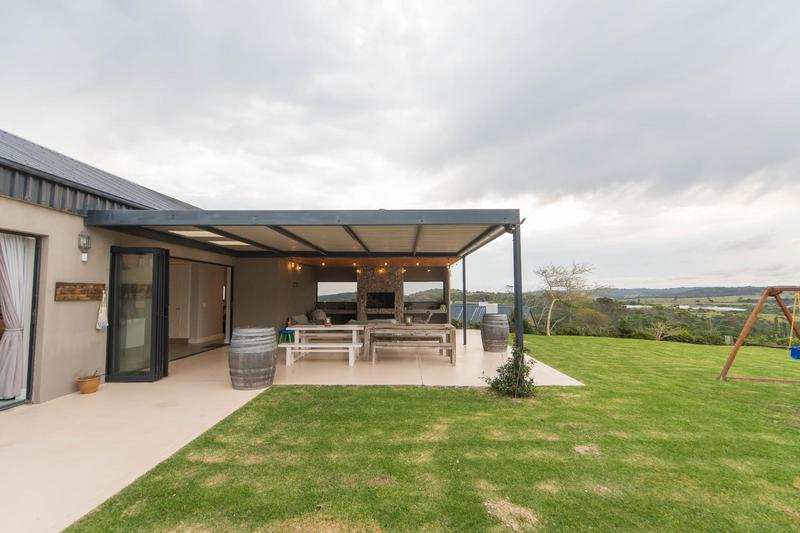 4 Bedroom Property for Sale in Kragga Kamma Eastern Cape